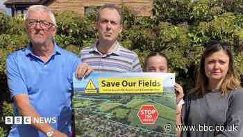 Campaigners to fight plans for 700 houses on greenbelt