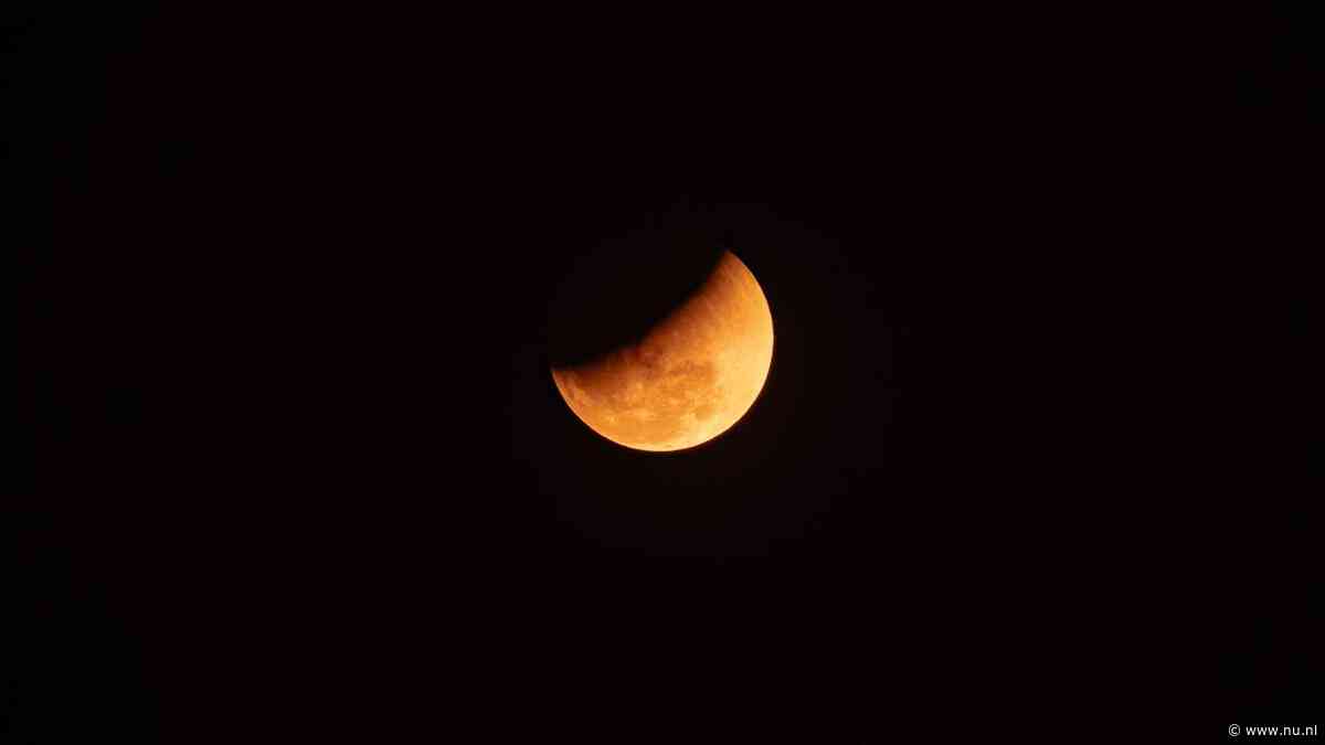 Gedeeltelijke maansverduistering vrijdag moeilijk te zien door bewolking