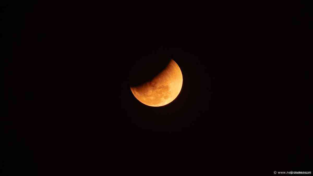 Gedeeltelijke maansverduistering vrijdag moeilijk te zien door bewolking