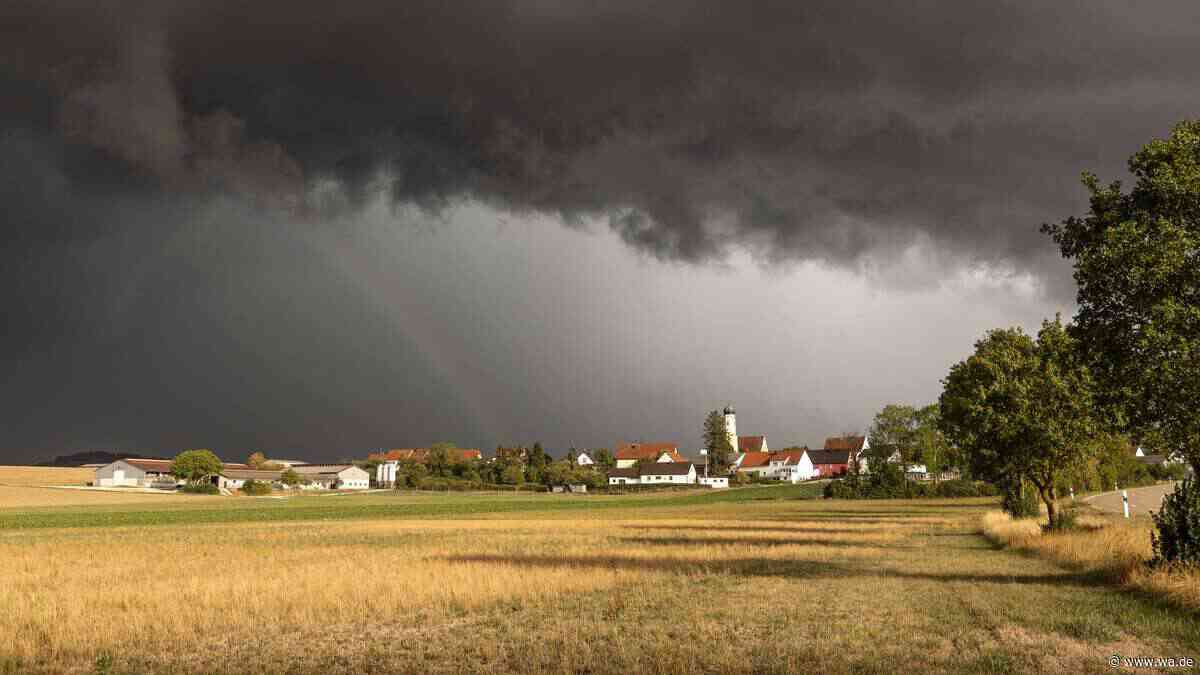 Erst Hitze, dann heftige Gewitter: Live-Karte zeigt, wo heute Unwetter drohen