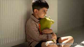 NSPCC free number to call if you're worried about a child's welfare