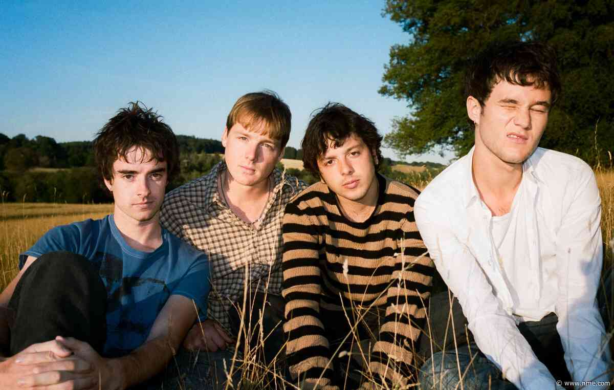 Radio Free Alice announce debut album ‘What’s In Between’ with energetic single ‘Crying With You’