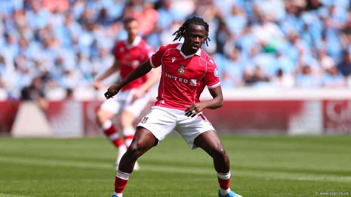 Wrexham sign Kaboré from City on 3-year deal
