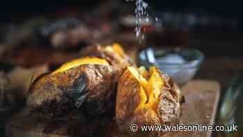 Baked potatoes will be crispier if you add 1 simple ingredient to the tray before cooking