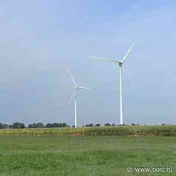 Windturbine in Nieuwleusen draait weer na brand, al zijn er wat 'kabelproblemen'