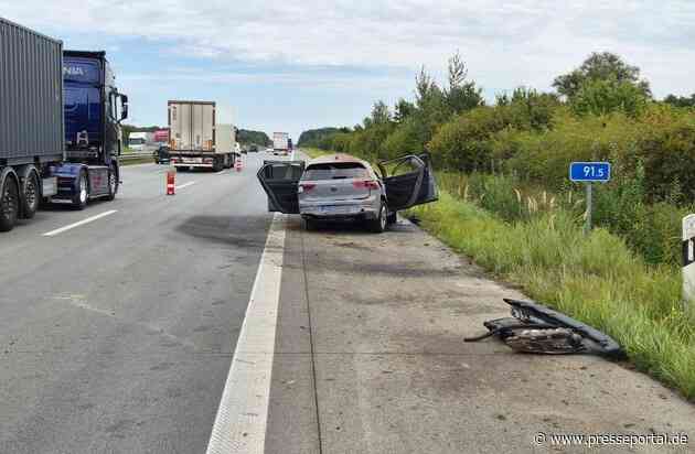POL-VER: +Einbruch in Wohnhaus++Radfahrerin leicht verletzt++Auto überschlägt sich auf A1++Radfahrer übersieht haltenden Pkw+