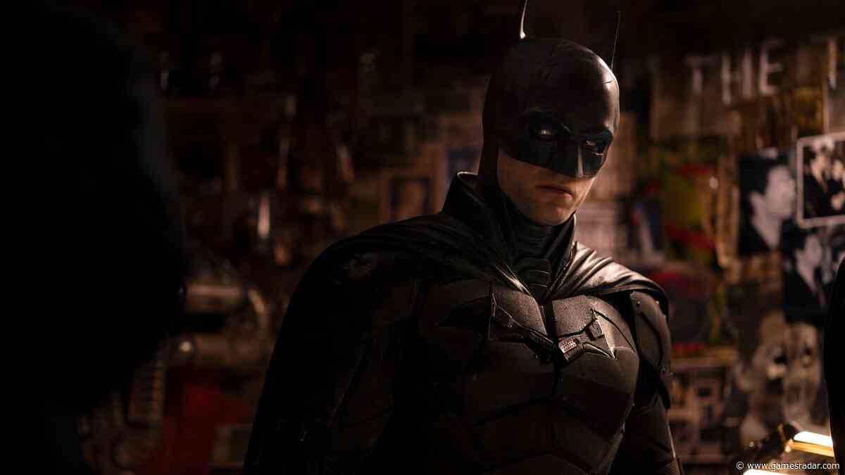 Batman 2 leaks reveal a closer look at the sequel's Batsuit, but much like the Batmobile, nothing much has changed