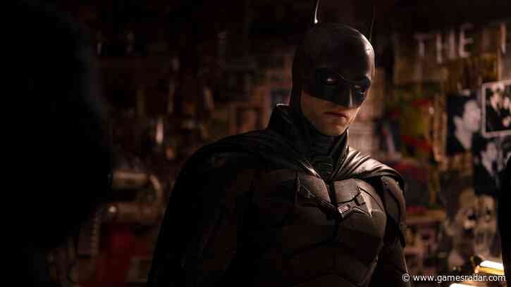 Batman 2 leaks reveal a closer look at the sequel's Batsuit, but much like the Batmobile, nothing much has changed
