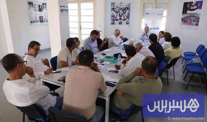 "الكتاب" يرفض "الإغراءات غير الأخلاقية"