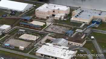 Security guard at Krome Detention Center accused of stealing $5,300 from detainee