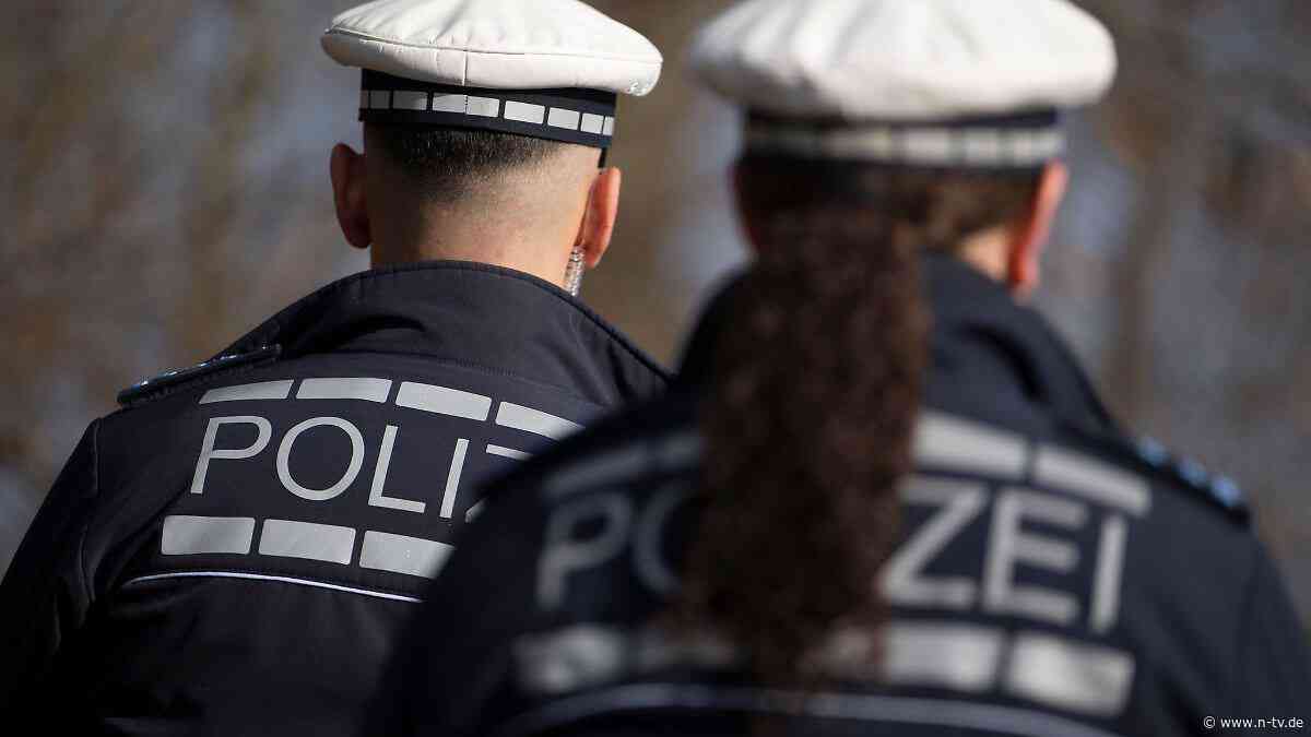 Mitglieder verbotener Gruppe?: Razzien bei AfD-Landtagskandidaten in Sachsen-Anhalt