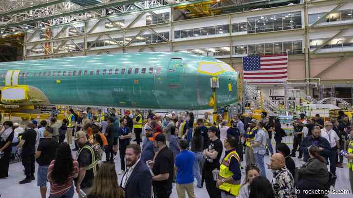 United’s next decision: What to do with all those Boeing 737 Max 10 seats it ordered years ago