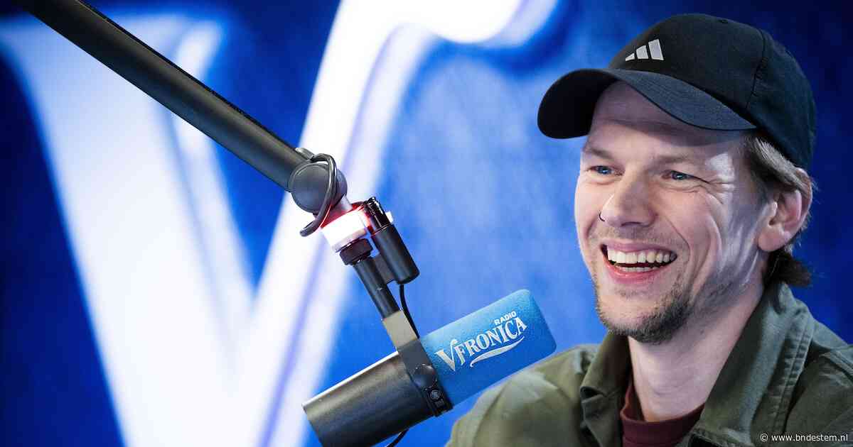 Sander Hoogendoorn stopt met dagelijkse show op Radio Veronica en gaat iets compleet anders doen