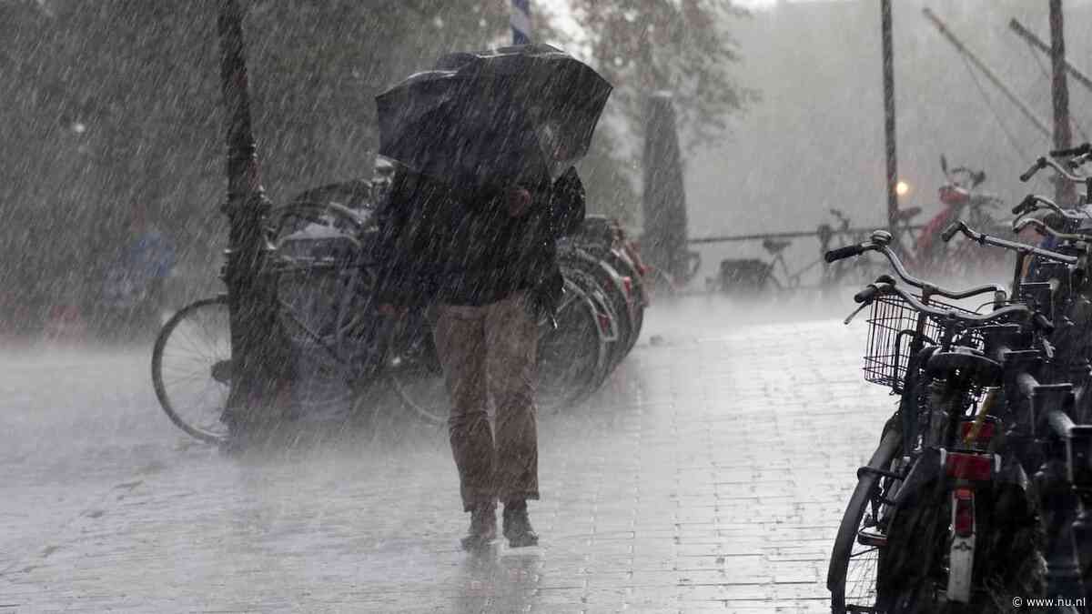 Heftige onweersbuien kunnen vanavond en morgen wateroverlast veroorzaken