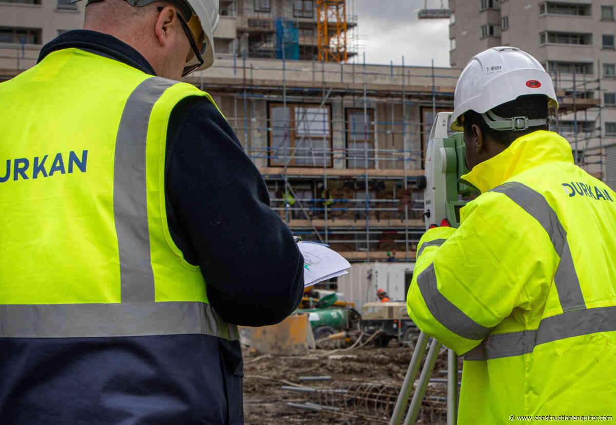 Durkan quits contracting