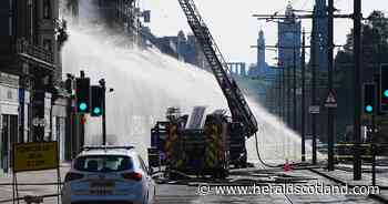 Council announces Princes Street will 'fully re-open' two days before festivals end