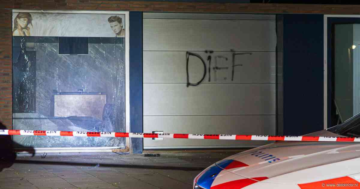 Twee explosies in één nacht in Almere: ‘Ik heb één vraag: waarom?’