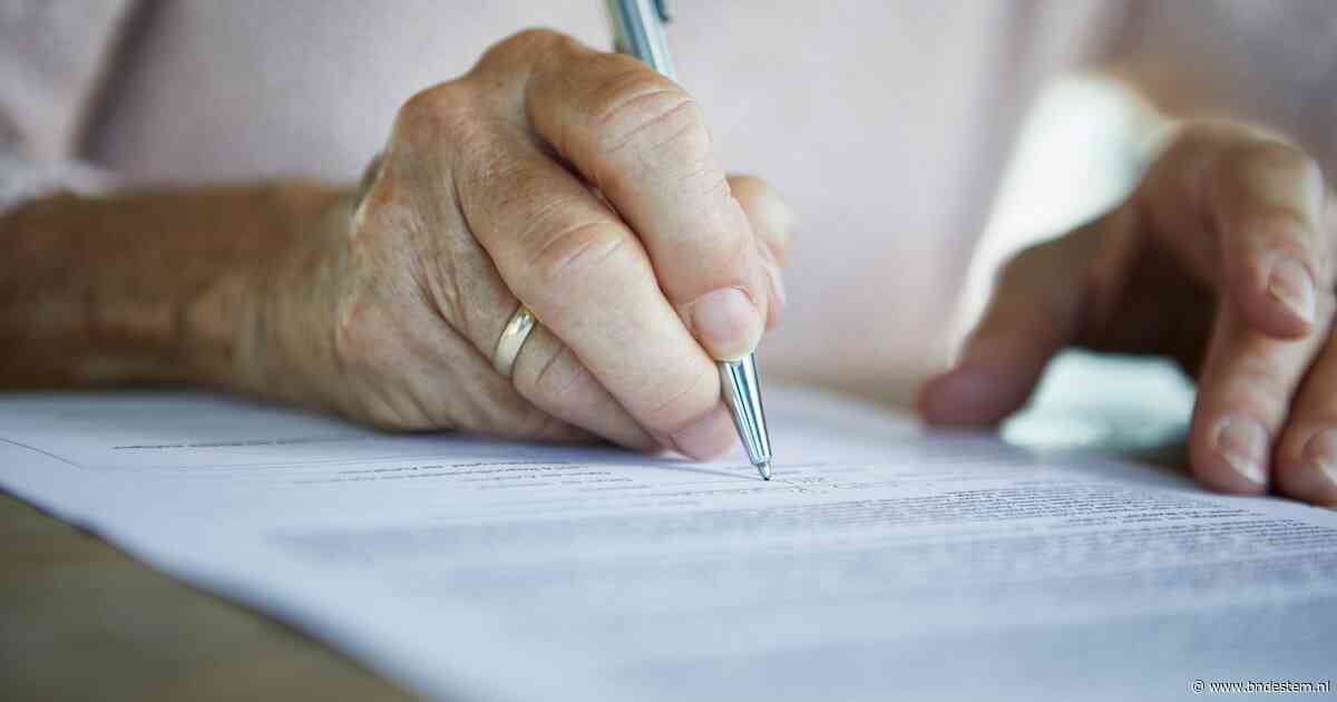 Haar ouders gaven nooit warmte, maar wel auto’s, meubels en ieder jaar een forse schenking
