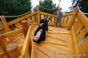 Neuer Spielplatz im Waldpark Grünheide: Kopfüber ins Abenteuer