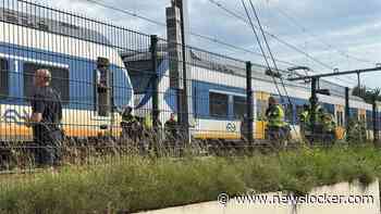Vechtpartij met mes in sprinter, passagier trekt aan noodrem