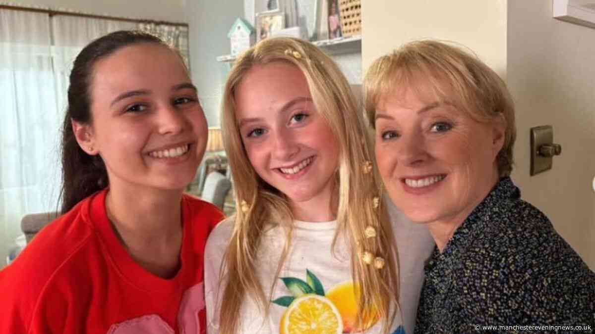 Coronation Street's Lucy Parkinson actress declares love as she's welcomed by co-star