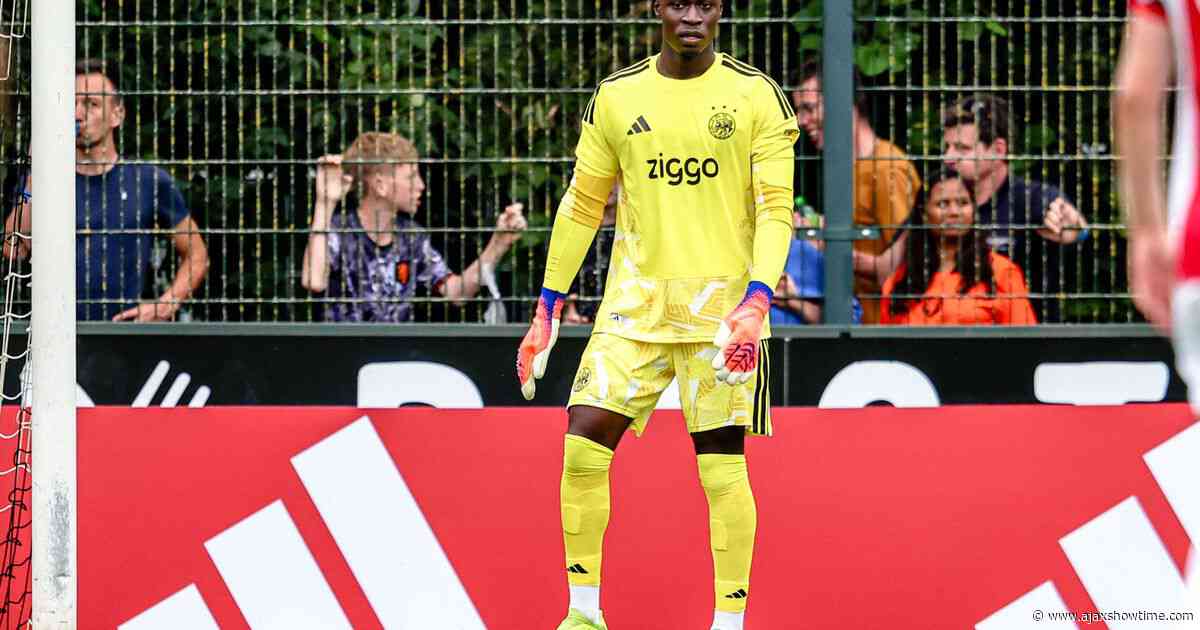 'Jong Ajax-goalie Reverson geniet interesse uit Keuken Kampioen Divisie'