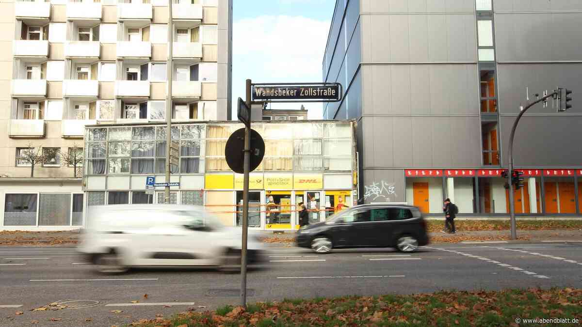 Mann schleicht sich in Wohnung und vergeht sich an Frau – Polizei sucht Zeugen