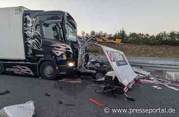 FW Bad Oeynhausen: LKW fährt auf Autobahn in Baustellenabsicherung
