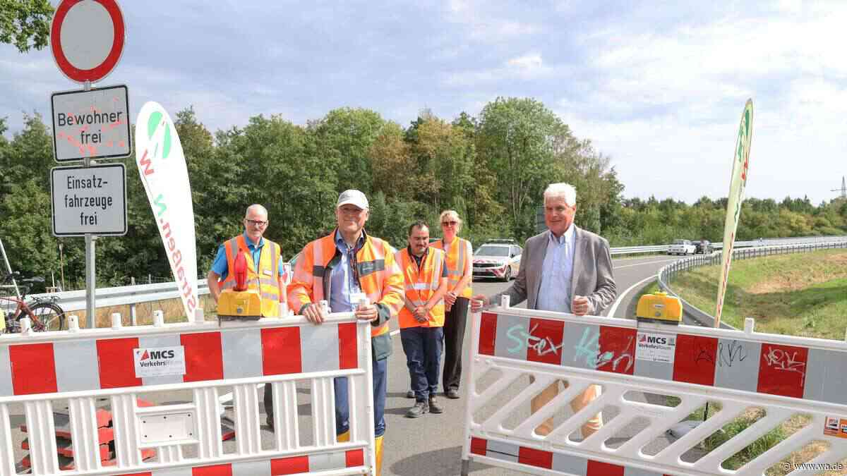 Bergkamens umstrittenste Straße: Bilder von der Eröffnung der L821n