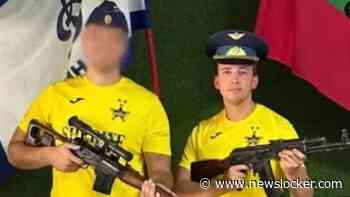 College Oldebroek ’onaangenaam verrast’ door foto wethouder Tom de Nooijer met kalasjnikov