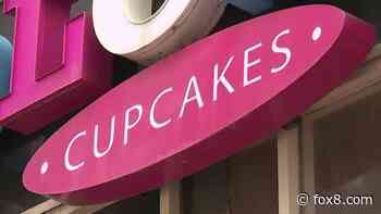 Colossal Cupcakes auction: Bid on throne chairs, giant cupcakes, baking equipment