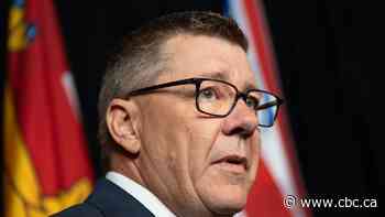 Premier Scott Moe announces retaliatory levy on U.S. booze, won't pull liquor from shelves