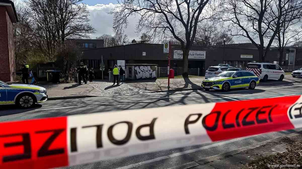 Messerattacke auf Schüler (13) bei Stadtteilschule Flottbek: 16‑Jähriger angeklagt