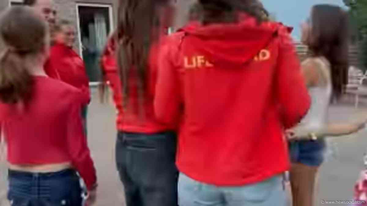 KNRM haalt 16 Duitse kinderen uit water bij Ameland: reddingswerkers krijgen luid applaus