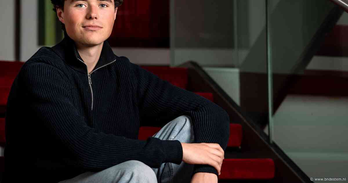 Opera Kolja zet doven voorop: met plek vlak bij de orkestbak en boventiteling