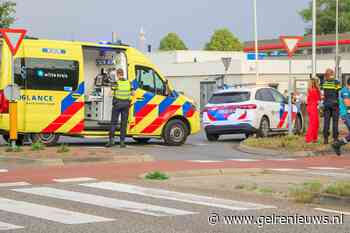 Vrouw zwaargewond na aanrijding met auto