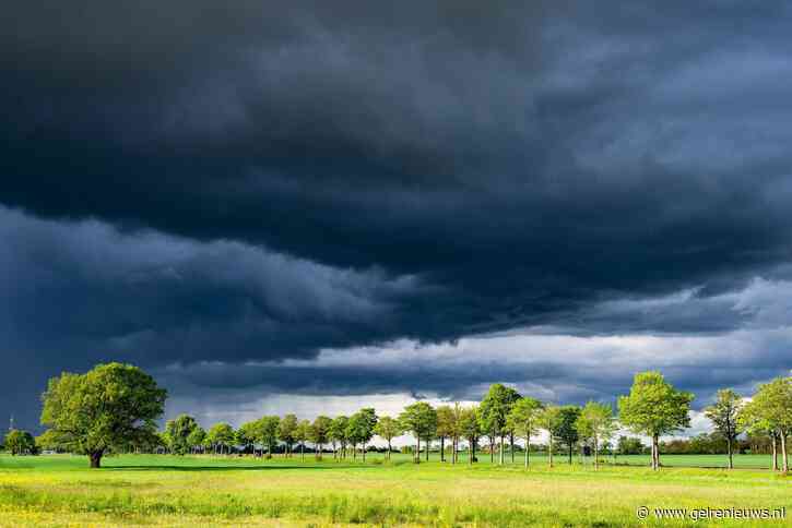 Code geel voor hele land: zware regen, hagel en wind op komst