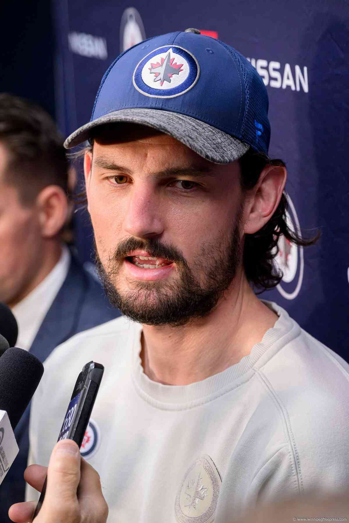 ‘Moving on is the best path forward’: Jets goalie Hellebuyck wants trade