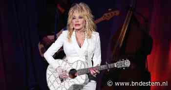 Pijnlijke fout na dood Dolly Parton: CNN laat niet de echte zien, maar een imitator