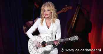 Pijnlijke fout na dood Dolly Parton: CNN laat niet de echte zien, maar een imitator
