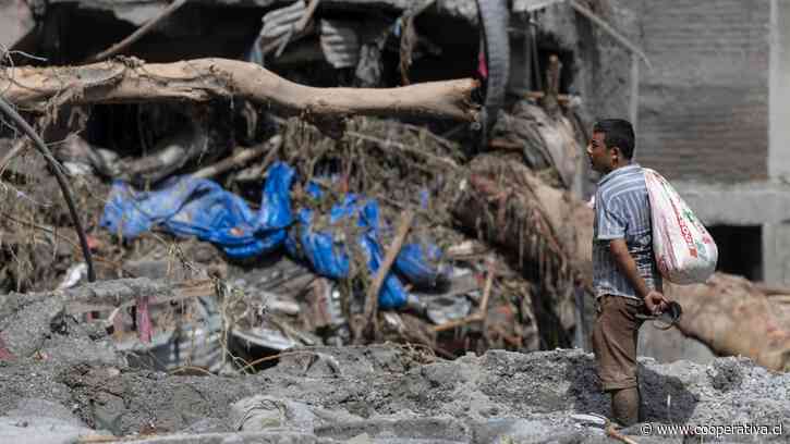Chile expresó su solidaridad a Nepal y China por el devastador aluvión que deja casi 400 muertos