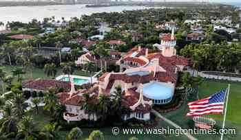Woman arrested, charged after driving at law enforcement near Mar-a-Lago checkpoint