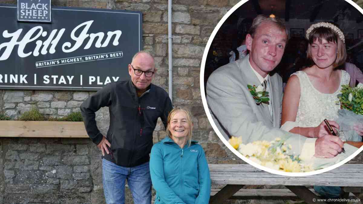 Couple who tied the knot at Britain's highest pub return to celebrate 30th wedding anniversary