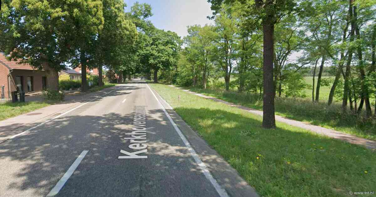 Boom belandt op Kerkhovensesteenweg in Lommel tijdens onweer