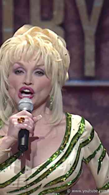 Dolly Parton, The Judds, Martina McBride, and Patty Loveless Perform at the 35th ACM Awards