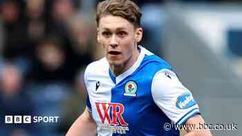 Barnsley sign Blackburn defender O'Riordan on loan