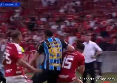 Was it a second yellow? Watch Gre-Nal 453's flashpoint and judge 📹