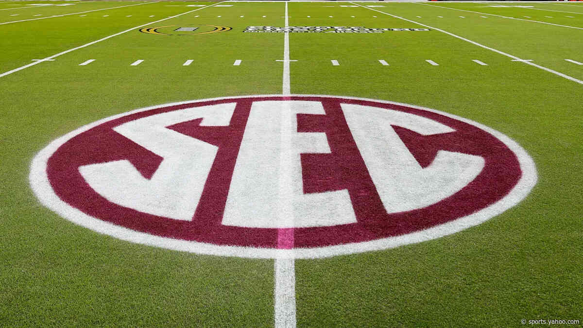 Texas judge puts SEC’s new eligibility rule on hold