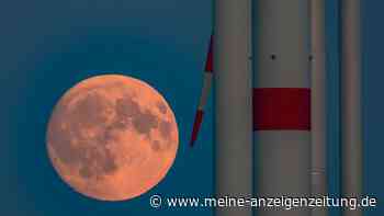 Mondfinsternis heute früh: Ab 4.33 Uhr „knabbert“ der Erdschatten am Vollmond