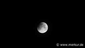 Partielle Mondfinsternis im Liveticker: Der Kernschatten der Erde „verschluckt“ den Mond